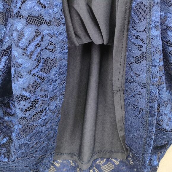 Outad Women's 2XL Navy Floral Lace Overlay Blouse Top, Tunic Length Whimsigoth - Picture 5 of 6